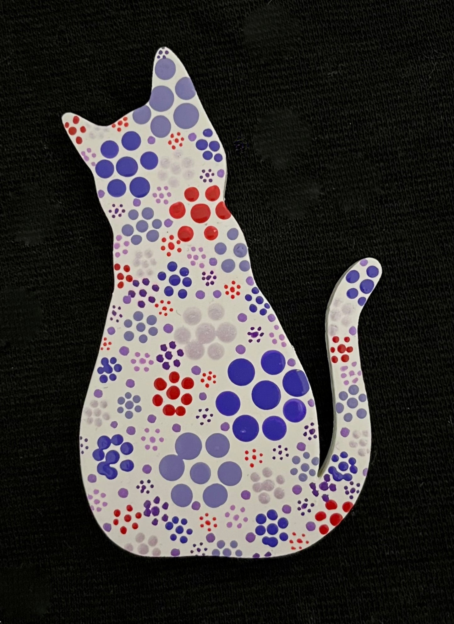 White with purple floral Cat Magnet 3.5 in.