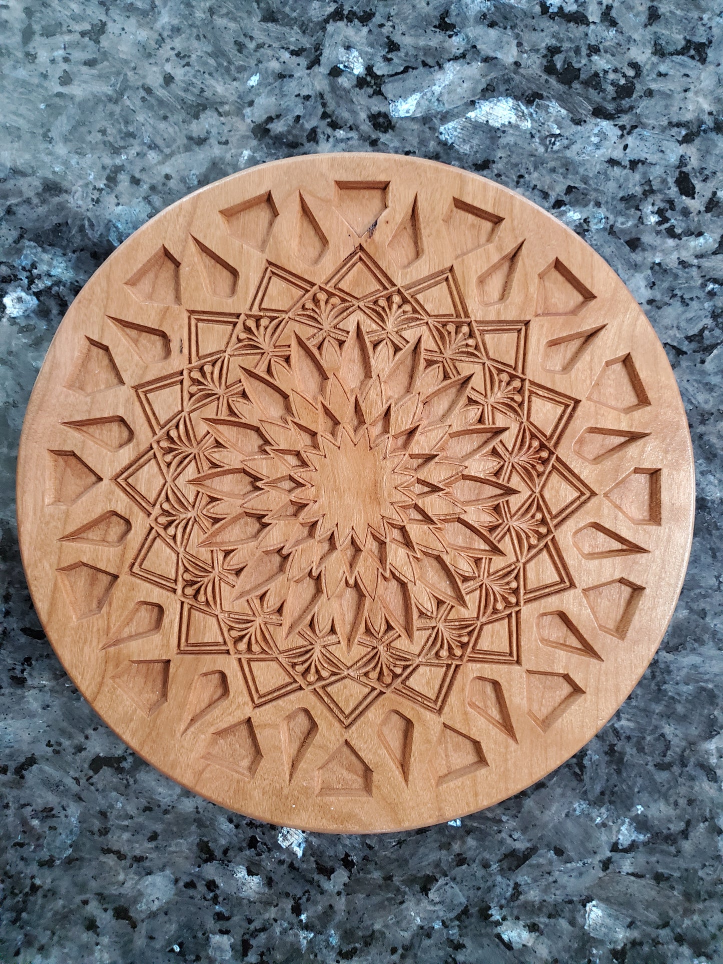 Trivet, small - Geometric Starburst pattern in cherry