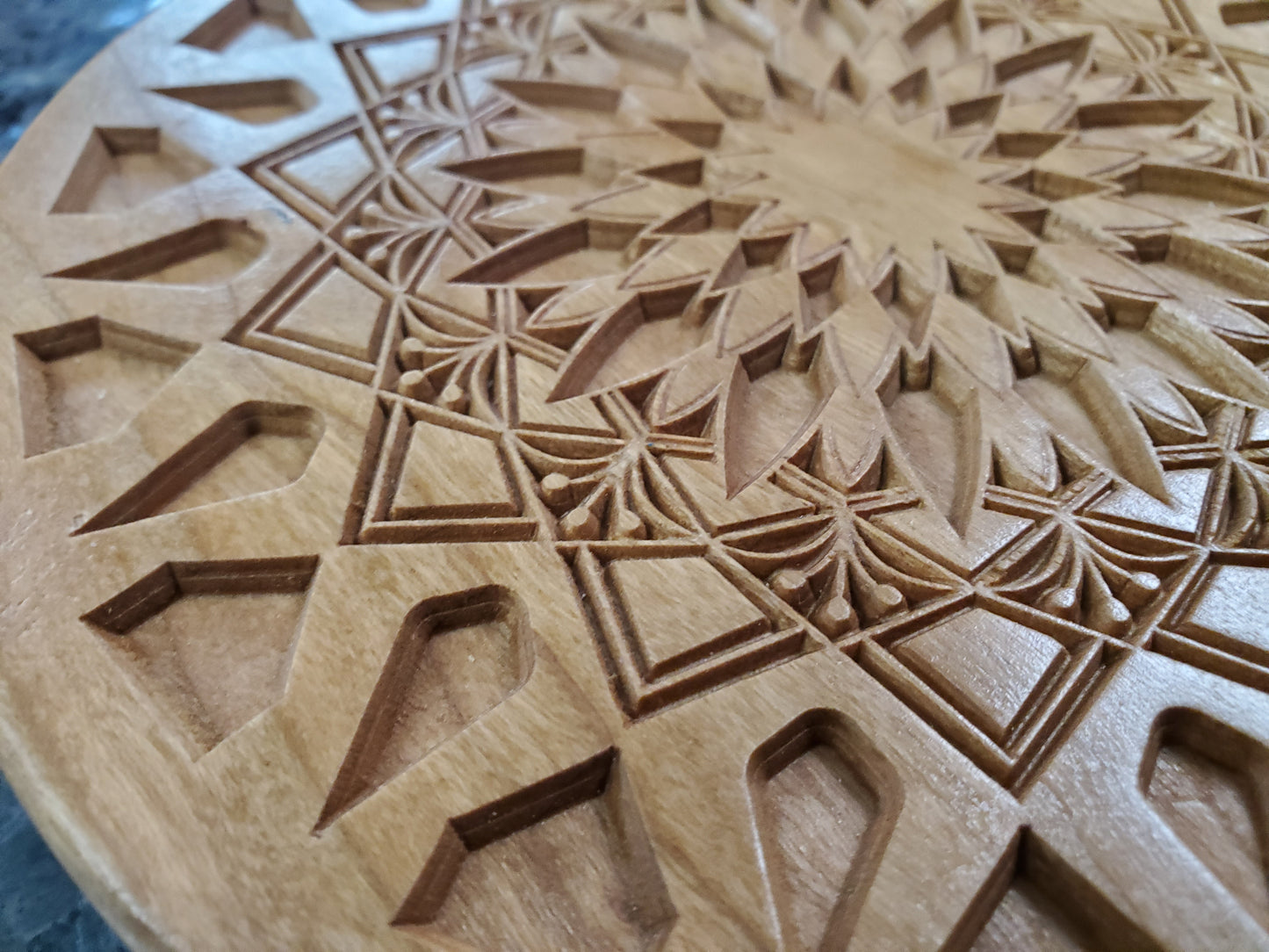 Trivet, small - Geometric Starburst pattern in cherry